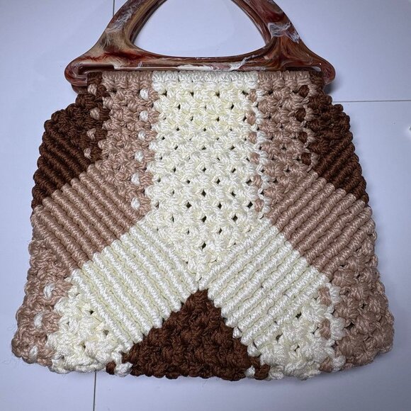 VINTAGE Purse Macrame Boho Style Lucite Handles - Picture 1 of 11